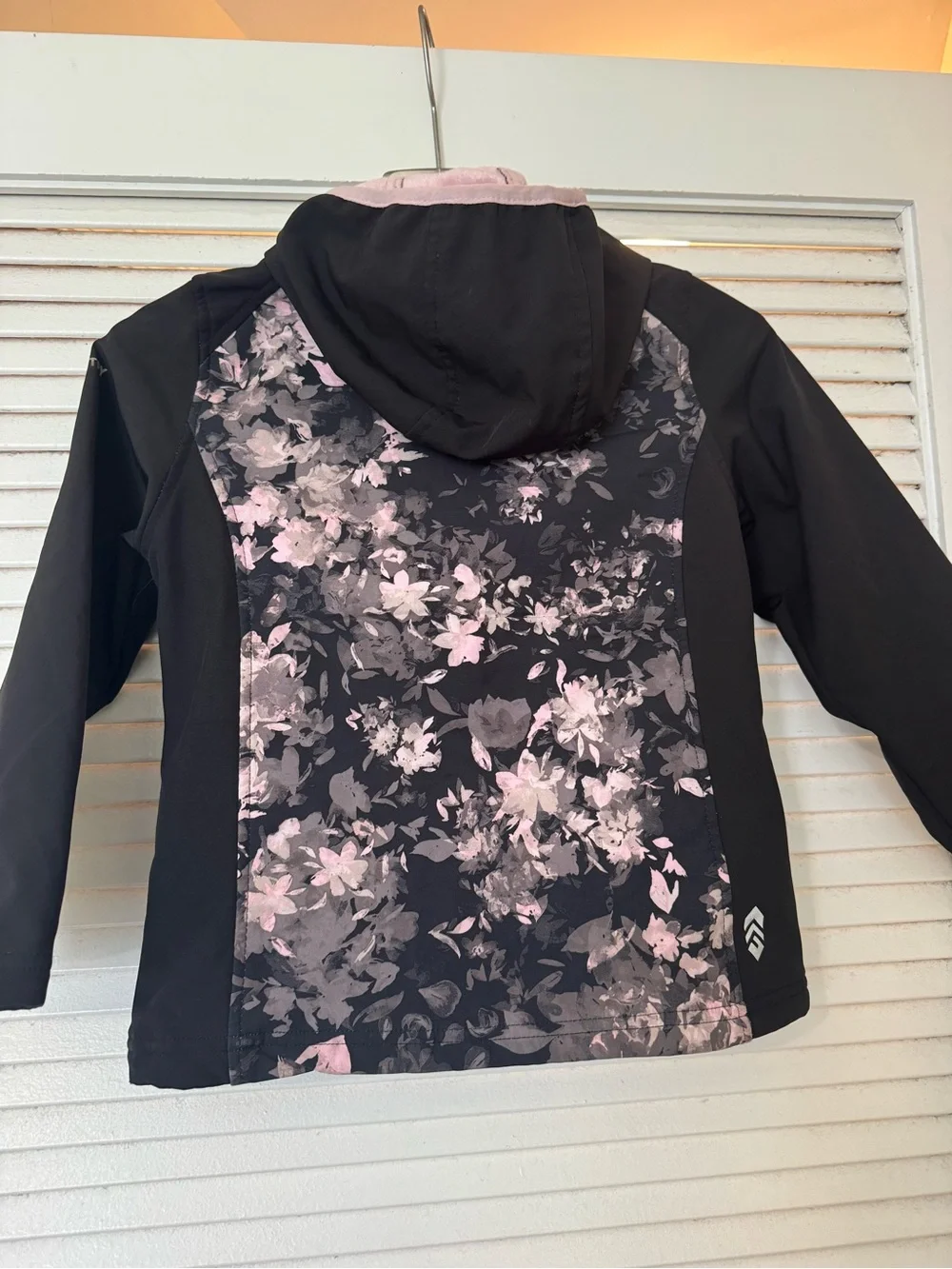 Free Country Girls Floral Hooded Softshell Jacket - Black & Pink